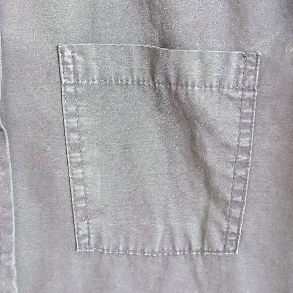 Shirt Short Sleeves Medium Navy Button Down with Graphics Size Medium - Picture 4 of 9